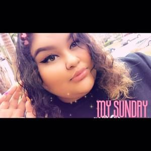 Meet your Posher, Dania